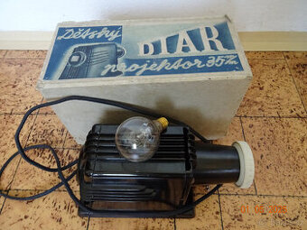 DĚTSKÝ DIAR PROJEKTOR 35mm