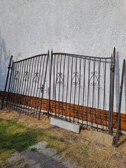 Brána 4m, Branka 1.7m
