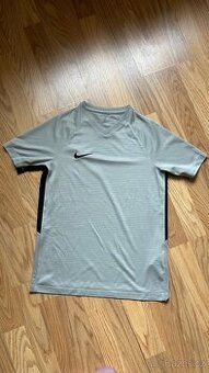 Dětské sportovní tričko Nike L - 1