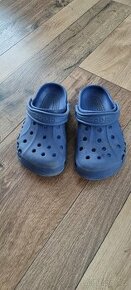 Pantofle Crocs J4