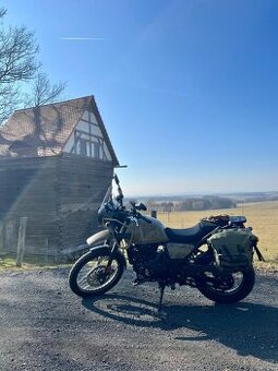 Royal Enfield Himalayan 411 - Téměř Nová Barva - Dune Brown