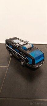 Playmobil policejní obrněné vozidlo s figurkou a výbavou