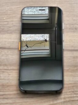 Cat S62 Pro na náhradní díly
