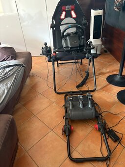 Herní volant logitech g29+playseat na PlayStation a PC