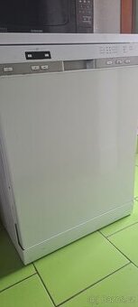 Myčka 60 cm