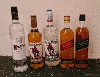Různé alkoholické nápoje