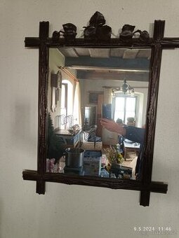 Starožitné zrcadlo