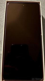 Prodám úplně nový mobil Motorola Moto G86 Power Ed. 5G 256GB