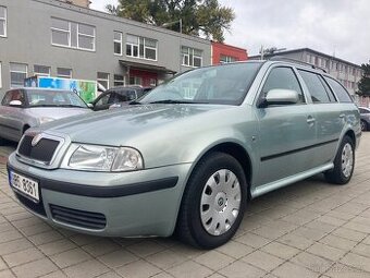 ŠKODA OCTAVIA 1,6Combi TOUR,tažné,1.majitel,koupeno v ČR