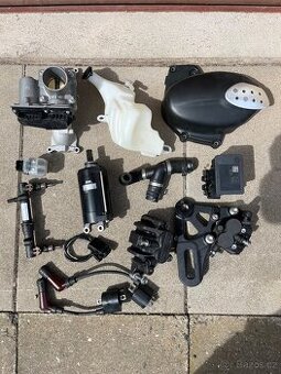 Triumph Street Twin 900 - díly