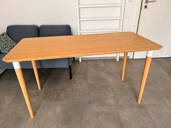 Bambusový stůl z Ikea 140×65 cm