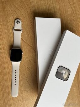 Hodinky Apple Watch Series 9 41mm, hvězdné bílá