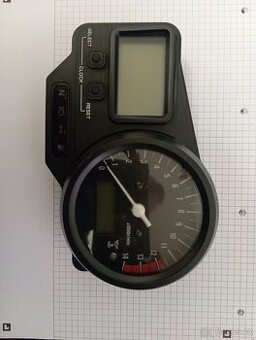 Tachometr