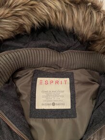 Zimní bunda Esprit