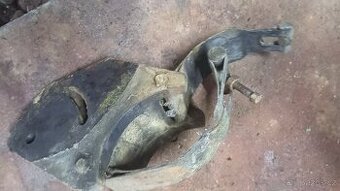 Zetor 25-držák dynama