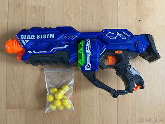 Blaze Storm-automatická pistole na pěnové kuličky