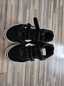 Prodám kotníkové boty Vans vel. 34