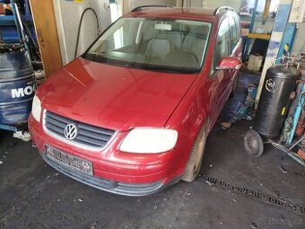 Volkswagen Touran kombi 1.6i 85kw BAG
