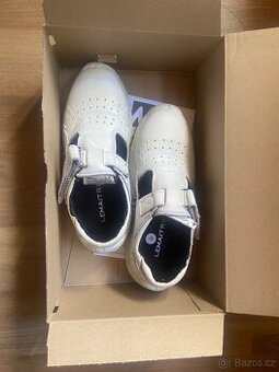 Pracovní boty s kovovou špičkou