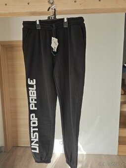 Prodám nové Tepláky pánské velikost M