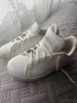 Dětské tenisky vel. 28 adidas
