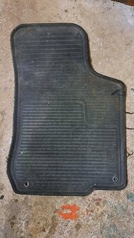 Gumové koberce do jedničkové Octavie pravý přední a zadní