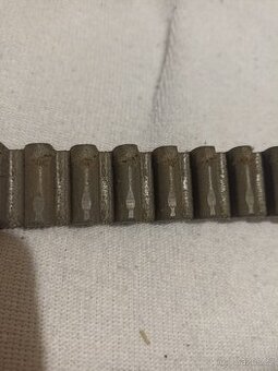 Nabízím poškozený řemen HD