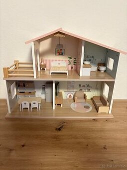 Domeček pro panenky