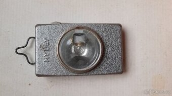 retro stare baterky svitilny