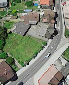 Prodej stavebního pozemku - 1