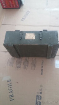 prodám dřevěnou bednu od střeliva - 1