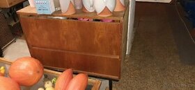 Starý Peřiňák, botníky, skříňka-šuplíky, stoleček, truhla