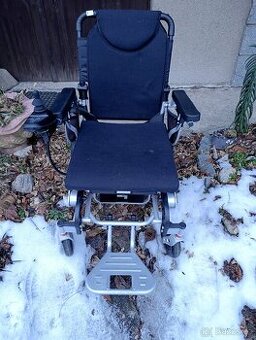 Elektrický invalidní vozík inSPORTline Hawkie 700W