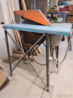 Cirkulárka s hoblovkou