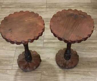 Stolky pod květináče