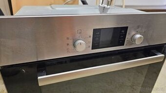 Vestavena trouba Bosch