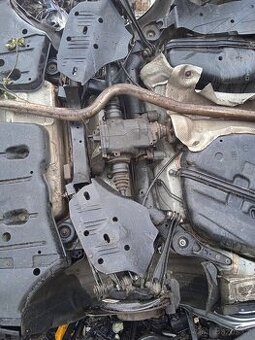 Bmw 320d, f30, f31, díly ze zadní nápravy