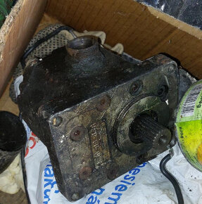 Díly na Tatra 815, 148 autojeřáb 20t 28t čkd V3S ap