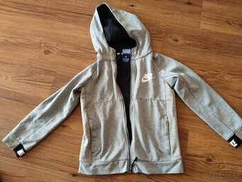 Chlapecké mikiny vel 134