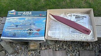 Revell cruiser ship AIDA