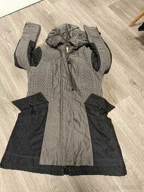 Authentic Clothing Company dámský přechodový kabát v 42