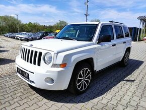 JEEP PATRIOT SPORT  2.4i  MT VVT 125kW,4x4,ALU,ZÁVĚS,WEBASTO