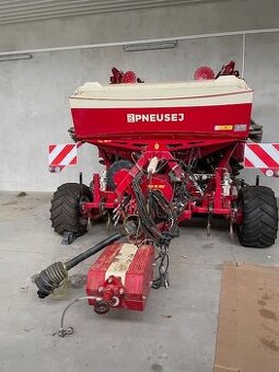 Prodám seci stroj Pneusej Venga 600 s přísevem APV