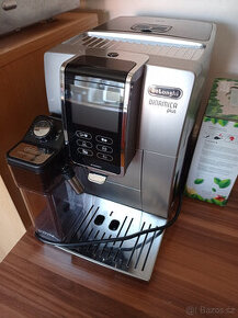 Kávovar Espresso De'Longhi Dinamica plus