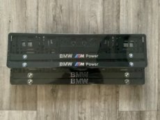 Podložky pod SPZ BMW sada 2ks