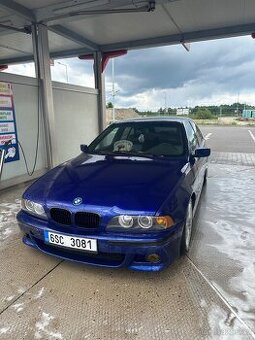 BMW E39 528i