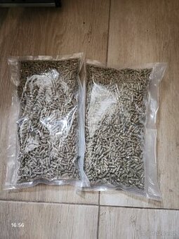 Krmení králíci a morcata