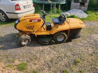 Sekací traktor MTD RH 125/92