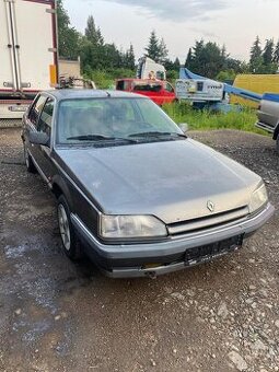 Renault 25