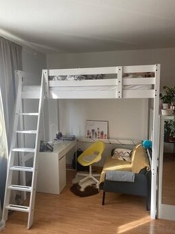 Vyvýšená postel IKEA Stora z masivu vč. matrace IKEA Afjall